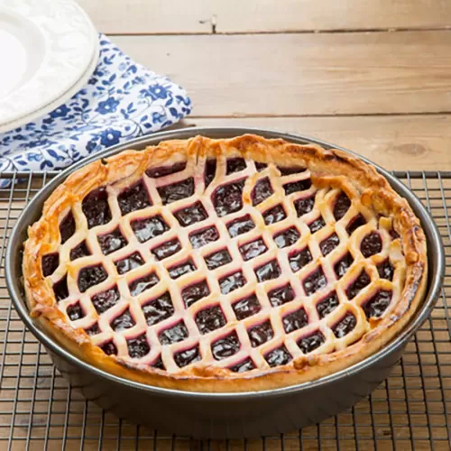 MasterClass Non-Stick Carbon Steel Round Deep Pie Pan 23cm - pack size 1