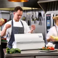 Wrapmaster® Compostable Cling Film Refill Roll 45cm x 200m - pack size 1